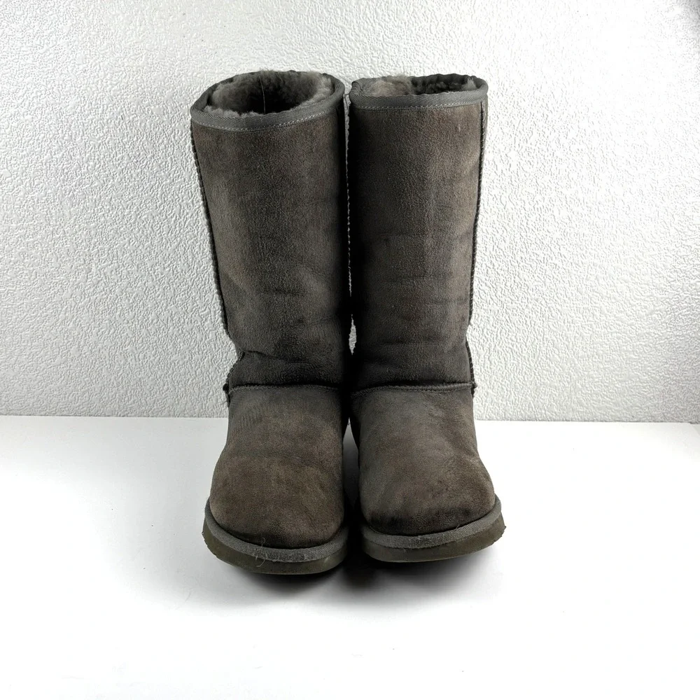 UGG Classic Tall Boot Women 7 Grey Good Suede Shearling 5815 Cozy Sheepskin